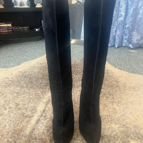 Louboutin boots - Picture 6 of 12